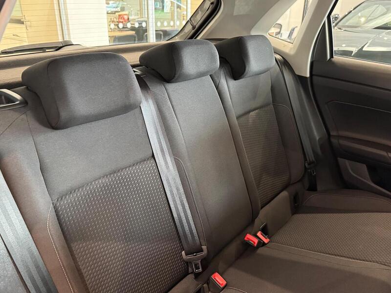 Volkswagen Polo 1.0 TSI SE Hatchback 5dr Petrol Manual Euro 6 (s/s) (95 ps) - U6055