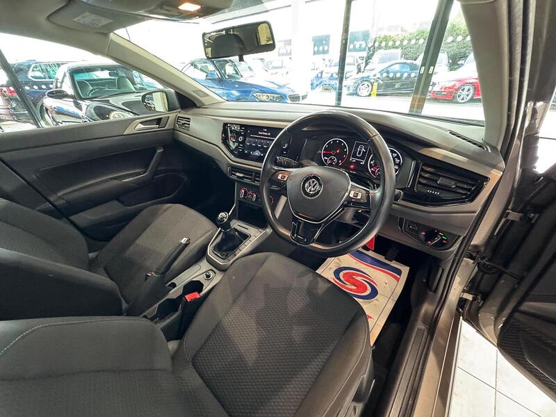 Volkswagen Polo 1.0 TSI SE Hatchback 5dr Petrol Manual Euro 6 (s/s) (95 ps) - U6055