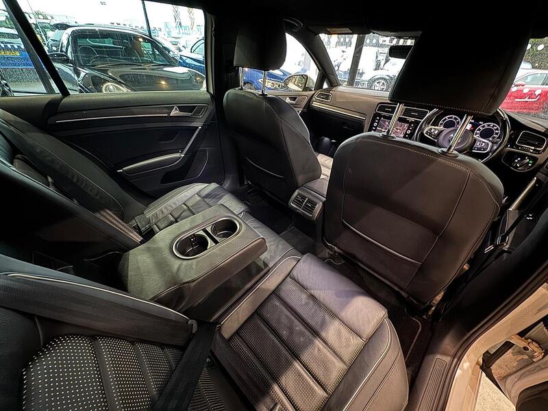 Volkswagen Golf 2.0 TDI GTD Hatchback 5dr Diesel DSG Euro 6 (s/s) (184 ps) 2.0 5dr Hatchback Automatic Diesel - U6064