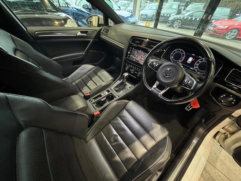 Volkswagen Golf 2.0 TDI GTD Hatchback 5dr Diesel DSG Euro 6 (s/s) (184 ps) 2.0 5dr Hatchback Automatic Diesel - U6064