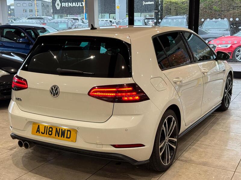 Volkswagen Golf 2.0 TDI GTD Hatchback 5dr Diesel DSG Euro 6 (s/s) (184 ps) 2.0 5dr Hatchback Automatic Diesel - U6064