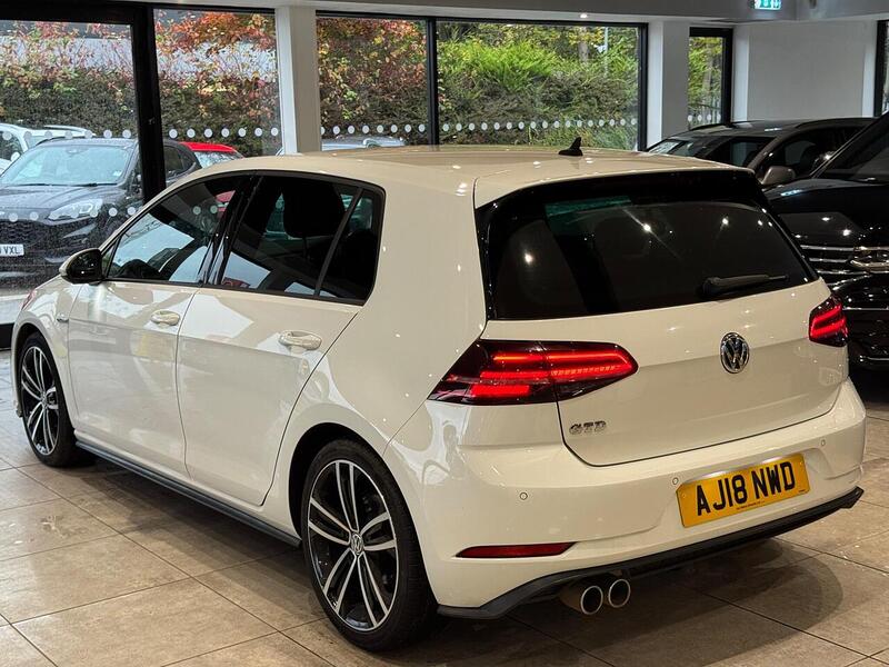 Volkswagen Golf 2.0 TDI GTD Hatchback 5dr Diesel DSG Euro 6 (s/s) (184 ps) 2.0 5dr Hatchback Automatic Diesel - U6064