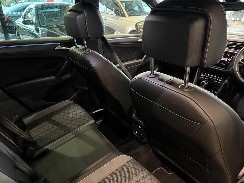 Volkswagen Tiguan 2.0 TDI R-Line SUV 5dr Diesel DSG 4Motion Euro 6 (s/s) (200 ps) - U6065
