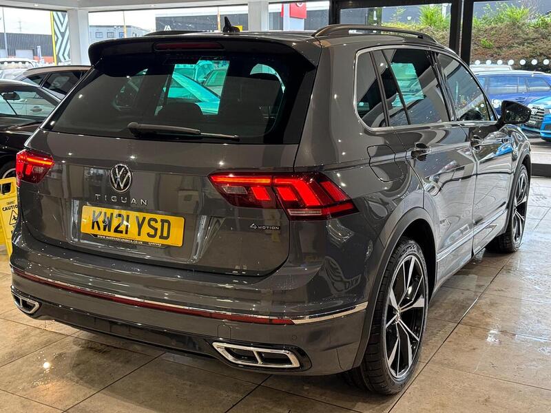 Volkswagen Tiguan 2.0 TDI R-Line SUV 5dr Diesel DSG 4Motion Euro 6 (s/s) (200 ps) - U6065