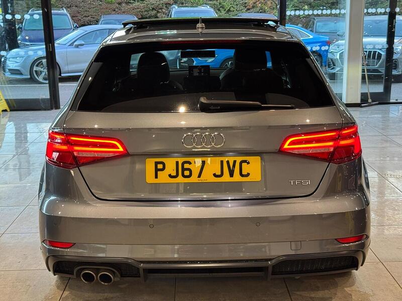 Audi A3 1.5 TFSI CoD Black Edition Sportback 5dr Petrol Manual Euro 6 (s/s) (150 ps) - U6066