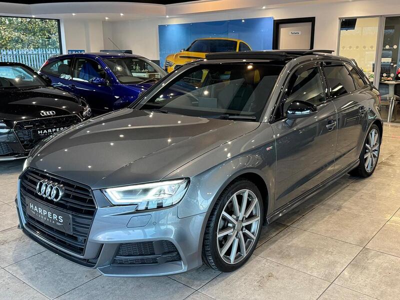 Audi A3 1.5 TFSI CoD Black Edition Sportback 5dr Petrol Manual Euro 6 (s/s) (150 ps) - U6066