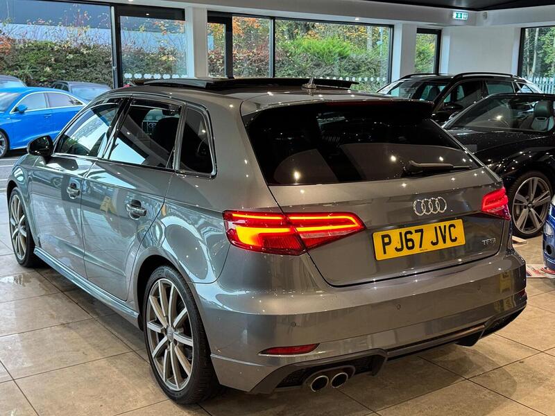 Audi A3 1.5 TFSI CoD Black Edition Sportback 5dr Petrol Manual Euro 6 (s/s) (150 ps) - U6066