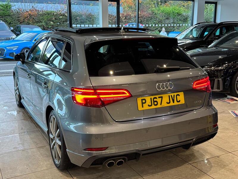 Audi A3 1.5 TFSI CoD Black Edition Sportback 5dr Petrol Manual Euro 6 (s/s) (150 ps) - U6066
