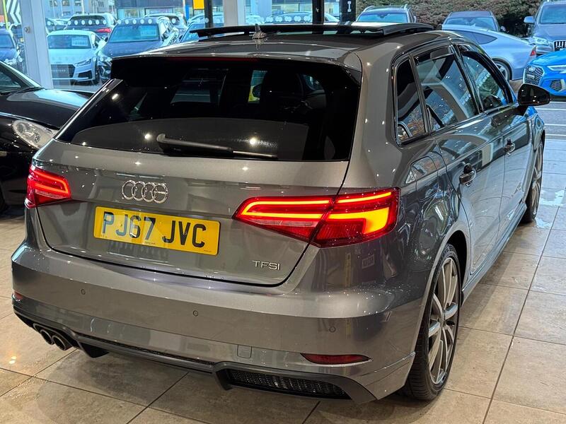 Audi A3 1.5 TFSI CoD Black Edition Sportback 5dr Petrol Manual Euro 6 (s/s) (150 ps) - U6066