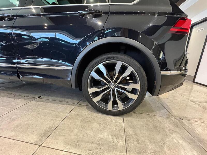 Volkswagen Tiguan 2.0 TDI R-Line Tech SUV 5dr Diesel DSG 4Motion Euro 6 (s/s) (150 ps) - U6068