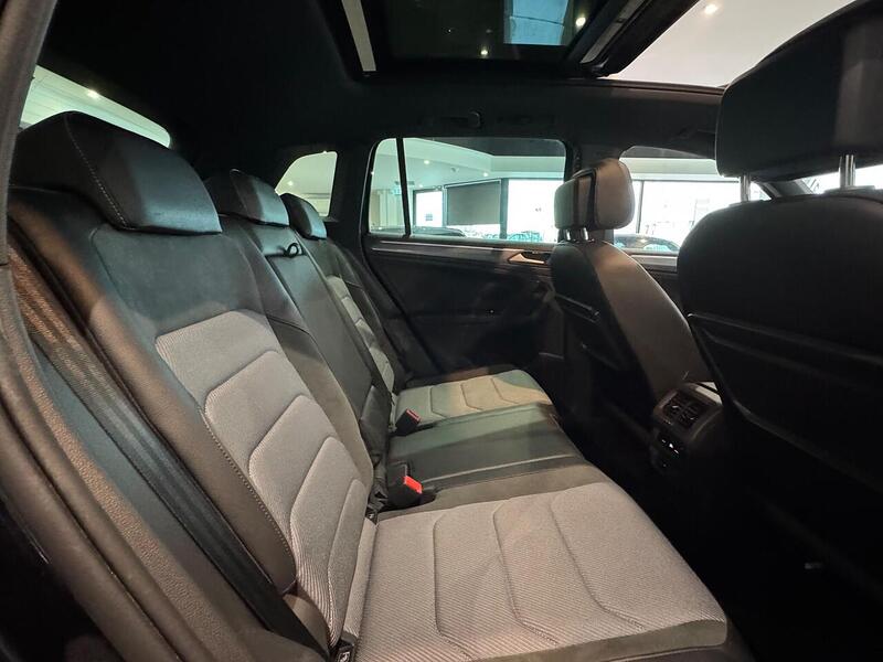 Volkswagen Tiguan 2.0 TDI R-Line Tech SUV 5dr Diesel DSG 4Motion Euro 6 (s/s) (150 ps) - U6068