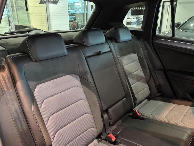 Volkswagen Tiguan 2.0 TDI R-Line Tech SUV 5dr Diesel DSG 4Motion Euro 6 (s/s) (150 ps) - U6068