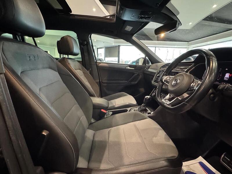 Volkswagen Tiguan 2.0 TDI R-Line Tech SUV 5dr Diesel DSG 4Motion Euro 6 (s/s) (150 ps) - U6068