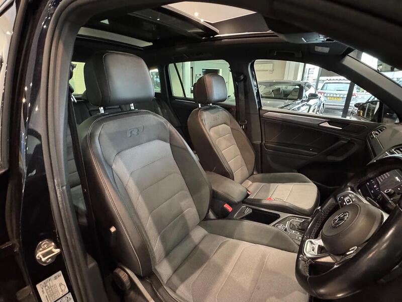 Volkswagen Tiguan 2.0 TDI R-Line Tech SUV 5dr Diesel DSG 4Motion Euro 6 (s/s) (150 ps) - U6068