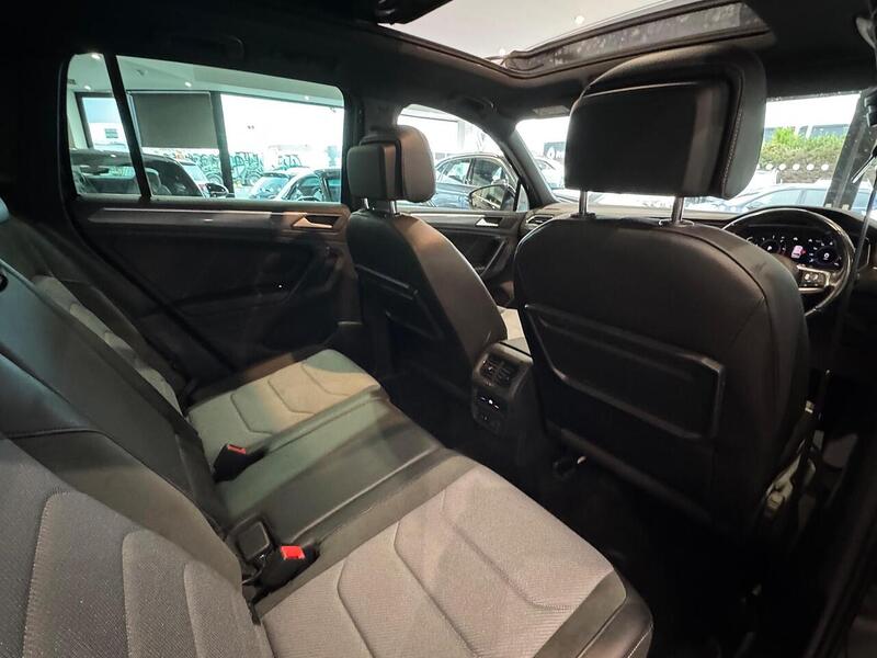 Volkswagen Tiguan 2.0 TDI R-Line Tech SUV 5dr Diesel DSG 4Motion Euro 6 (s/s) (150 ps) - U6068