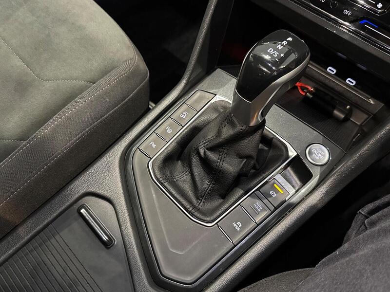 Volkswagen Tiguan 1.5 TSI Elegance SUV 5dr Petrol DSG Euro 6 (s/s) (150 ps) - U6071