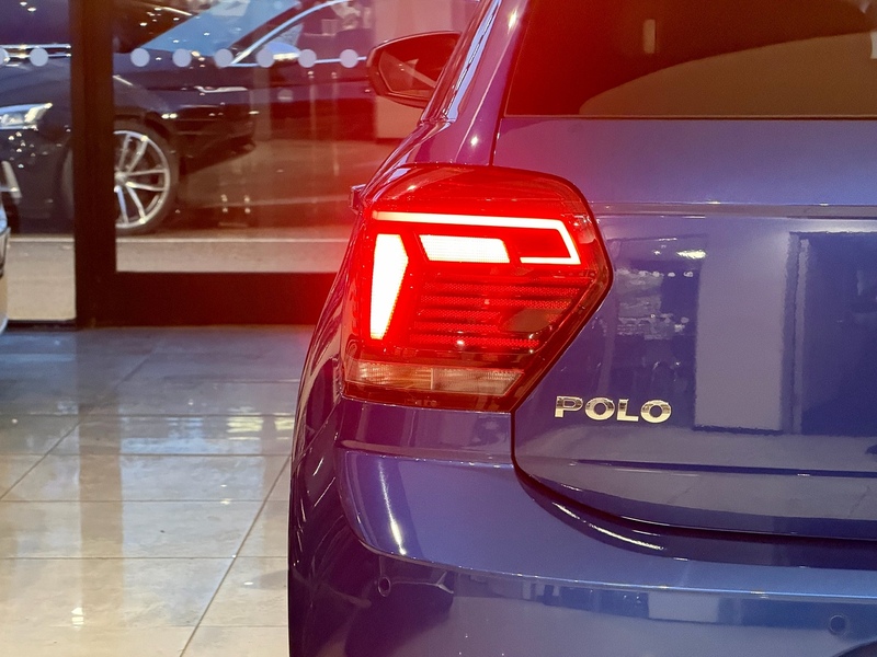 Volkswagen Polo TSI R-Line Hatchback 1.0 Manual Petrol - U6075