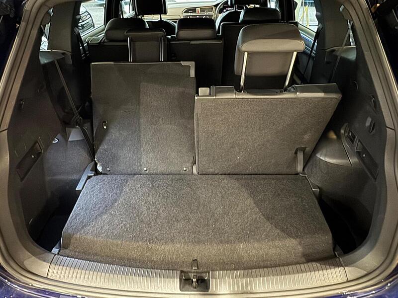 Volkswagen Tiguan Allspace 2.0 TSI R-Line SUV 5dr Petrol DSG 4Motion Euro 6 (s/s) (190 ps) - U6076