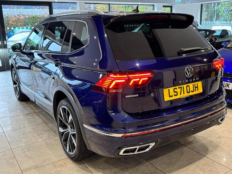 Volkswagen Tiguan Allspace 2.0 TSI R-Line SUV 5dr Petrol DSG 4Motion Euro 6 (s/s) (190 ps) - U6076