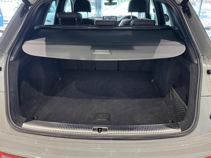 Audi Q5 2.0 TDI 40 S line SUV 5dr Diesel S Tronic quattro Euro 6 (s/s) (204 ps) - U6078