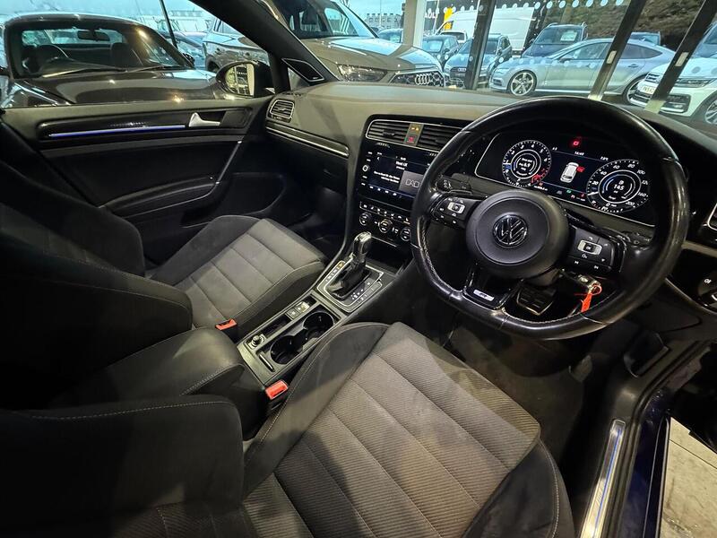 Volkswagen Golf 2.0 TSI BlueMotion Tech R Estate 5dr Petrol DSG 4Motion Euro 6 (s/s) (310 ps) - U6083