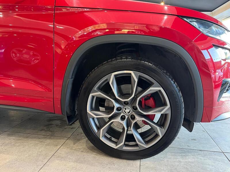 Skoda Kodiaq 2.0 BiTDI vRS SUV 5dr Diesel DSG 4WD Euro 6 (s/s) (7 Seat) (239 ps) - U6093