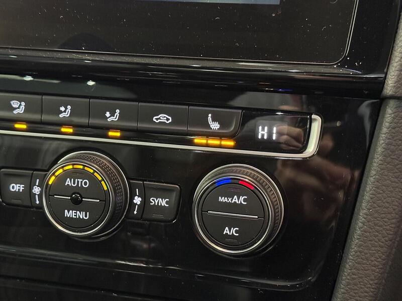 Volkswagen Golf 2.0 TDI GTD Hatchback 3dr Diesel DSG Euro 6 (s/s) (184 ps) - U6099