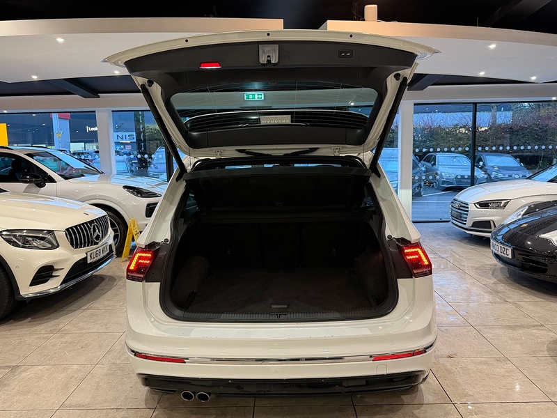 Volkswagen Tiguan 1.5 TSI EVO R-Line SUV 5dr Petrol DSG Euro 6 (s/s) (150 ps) - U6122