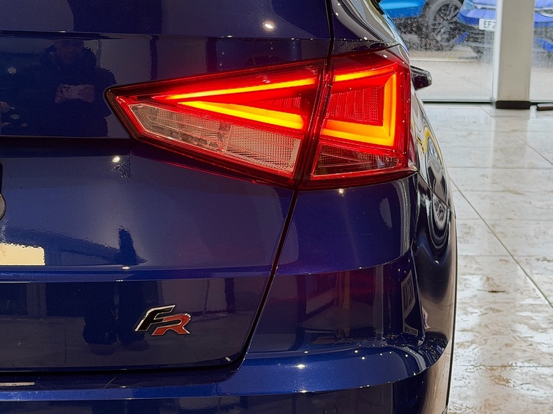 SEAT Arona TDI FR Sport SUV 1.6 Manual Diesel - U6125