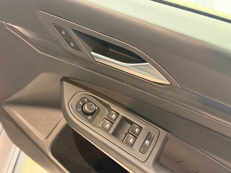 Volkswagen Golf 2.0 TDI GTD Hatchback 5dr Diesel DSG Euro 6 (s/s) (200 ps) - U6149