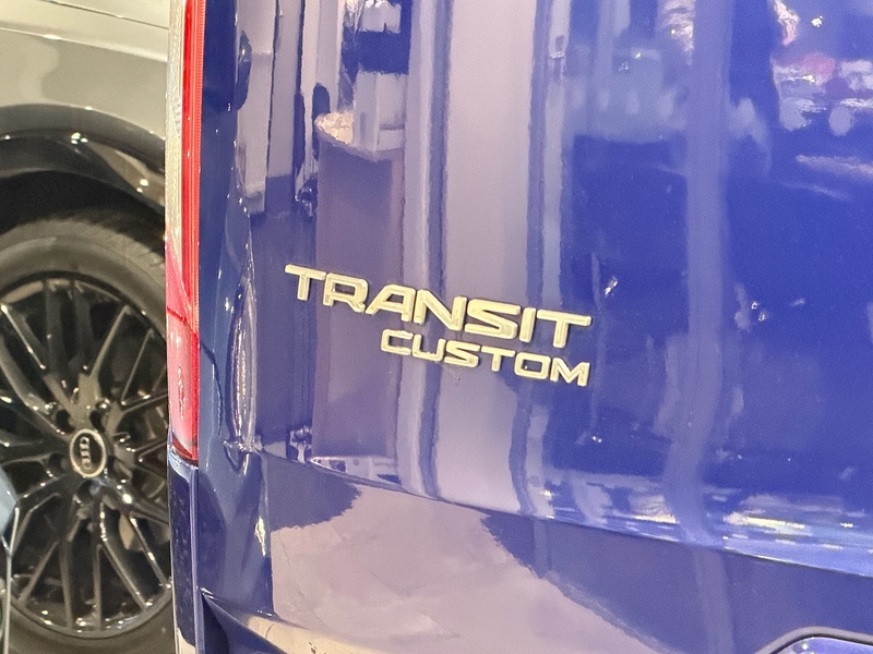 Ford Transit Custom TDCi 290 Limited Combi Van 2.0 Manual Diesel - U6178