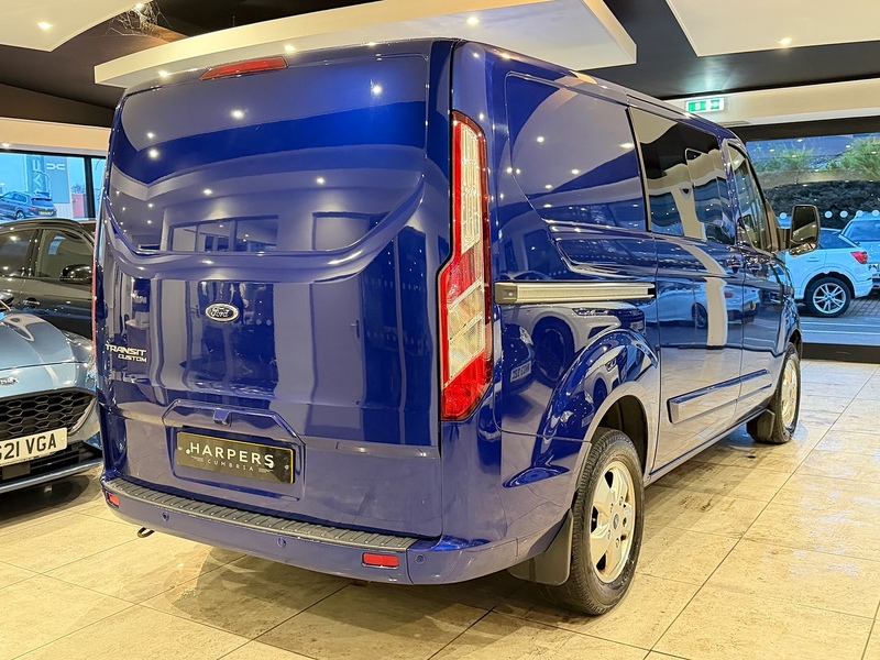 Ford Transit Custom TDCi 290 Limited Combi Van 2.0 Manual Diesel - U6178