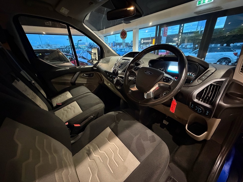 Ford Transit Custom TDCi 290 Limited Combi Van 2.0 Manual Diesel - U6178