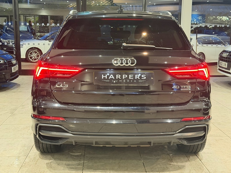 Audi Q3 TFSI S line SUV 2.0 Automatic Petrol - U6190