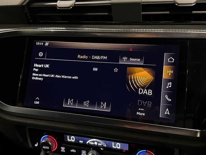 Audi Q3 TFSI S line SUV 2.0 Automatic Petrol - U6190