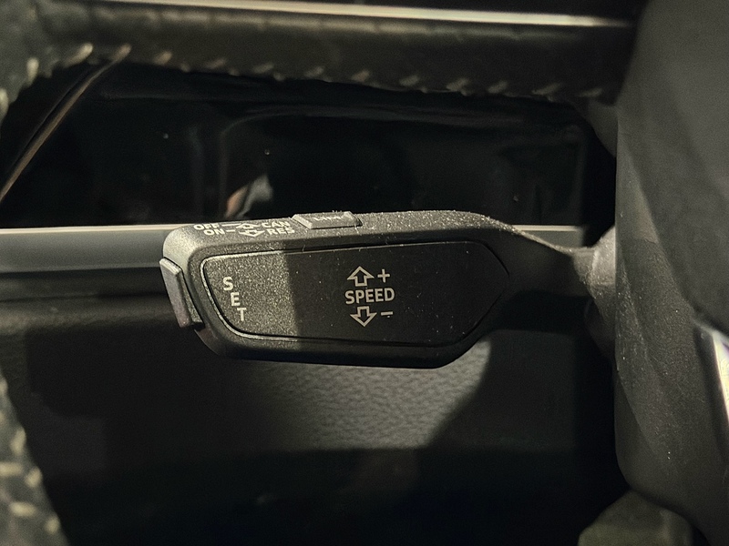 Audi Q3 TFSI S line SUV 2.0 Automatic Petrol - U6190