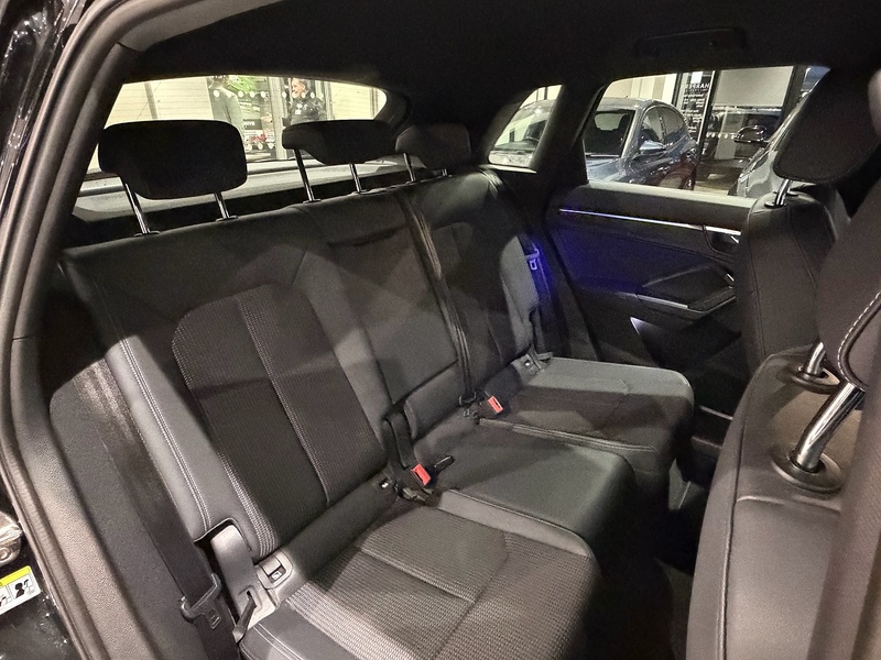 Audi Q3 TFSI S line SUV 2.0 Automatic Petrol - U6190