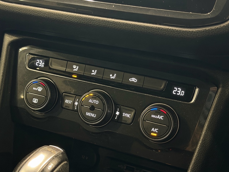 Volkswagen Tiguan Allspace 2.0 TDI SE Nav SUV 5dr Diesel DSG 4Motion Euro 6 (s/s) (150 ps) - U6194