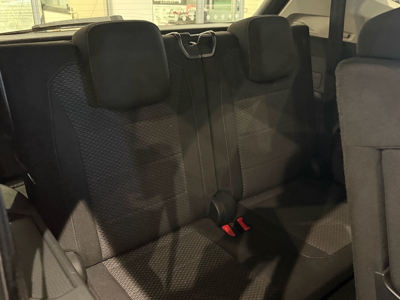 Volkswagen Tiguan Allspace 2.0 TDI SE Nav SUV 5dr Diesel DSG 4Motion Euro 6 (s/s) (150 ps) - U6194