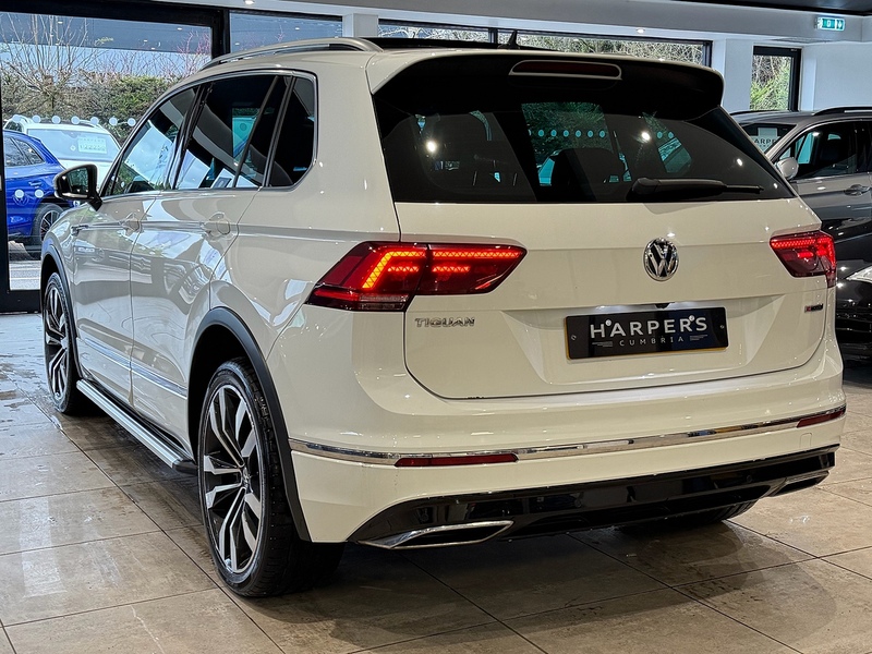 Volkswagen Tiguan 2.0 BiTDI R-Line SUV 5dr Diesel DSG 4Motion Euro 6 (s/s) (240 ps) - U6200