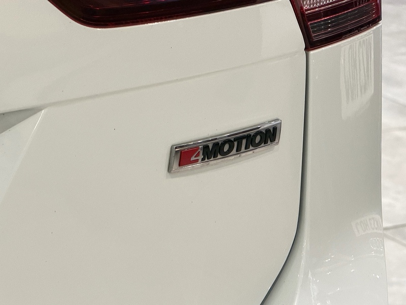 Volkswagen Tiguan 2.0 BiTDI R-Line SUV 5dr Diesel DSG 4Motion Euro 6 (s/s) (240 ps) - U6200