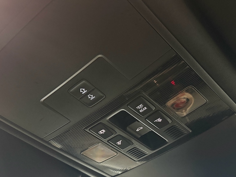 Volkswagen Tiguan 2.0 BiTDI R-Line SUV 5dr Diesel DSG 4Motion Euro 6 (s/s) (240 ps) - U6200