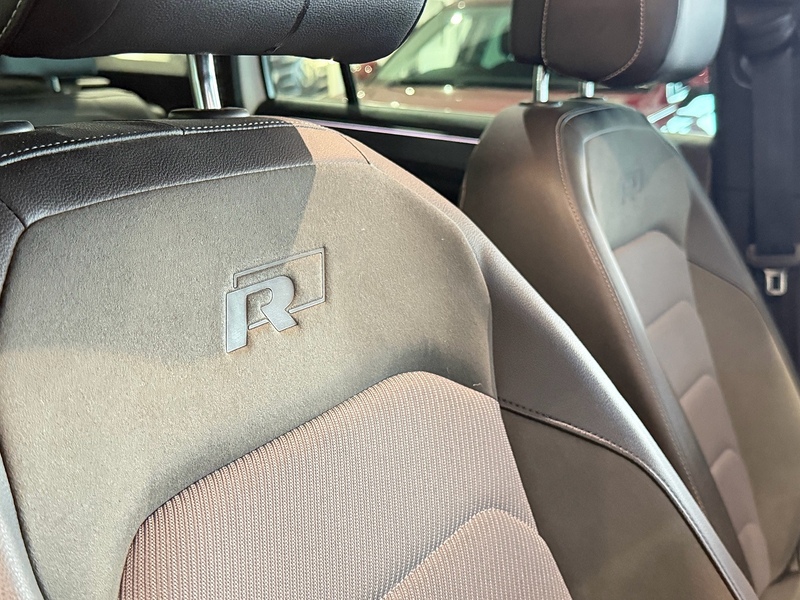 Volkswagen Tiguan 2.0 BiTDI R-Line SUV 5dr Diesel DSG 4Motion Euro 6 (s/s) (240 ps) - U6200