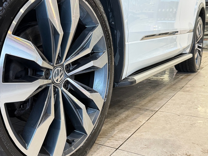 Volkswagen Tiguan 2.0 BiTDI R-Line SUV 5dr Diesel DSG 4Motion Euro 6 (s/s) (240 ps) - U6200