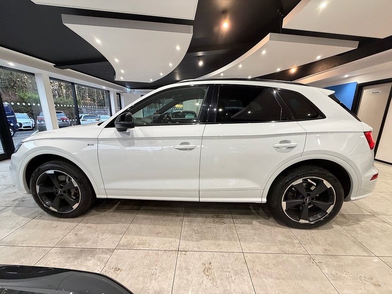 Audi Q5 2.0 TFSI 45 Black Edition SUV 5dr Petrol S Tronic quattro Euro 6 (s/s) (245 ps) - U6206
