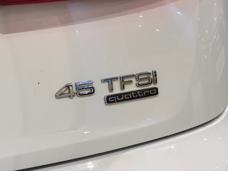 Audi Q5 2.0 TFSI 45 Black Edition SUV 5dr Petrol S Tronic quattro Euro 6 (s/s) (245 ps) - U6206