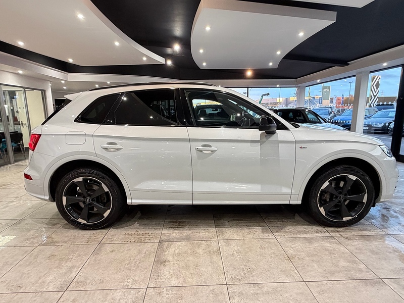 Audi Q5 2.0 TFSI 45 Black Edition SUV 5dr Petrol S Tronic quattro Euro 6 (s/s) (245 ps) - U6206