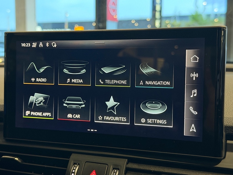 Audi Q5 2.0 TDI 40 S line Sportback 5dr Diesel S Tronic quattro Euro 6 (s/s) (204 ps) - U6209