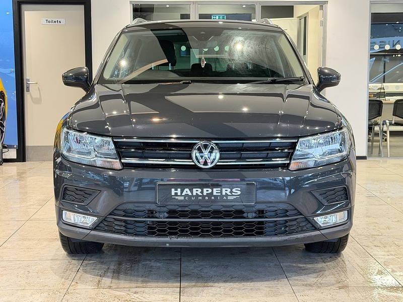 Volkswagen Tiguan TDI BlueMotion Tech SE Navigation SUV 2.0 Manual Diesel - U6213