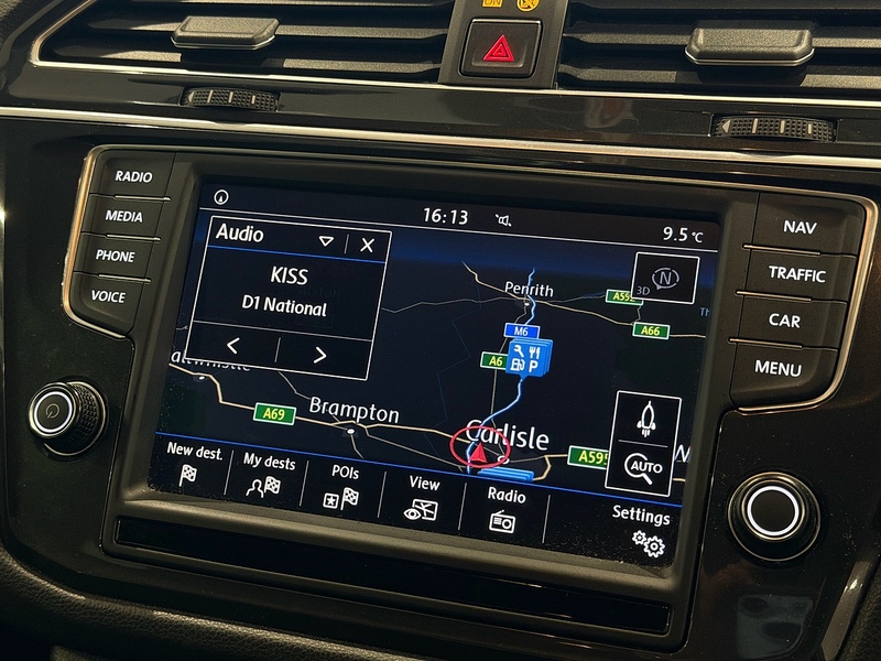 Volkswagen Tiguan TDI BlueMotion Tech SE Navigation SUV 2.0 Manual Diesel - U6213